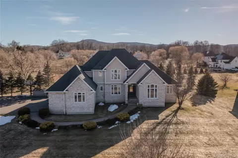 56 Autumn Chase Dr, East Fishkill, NY 12533