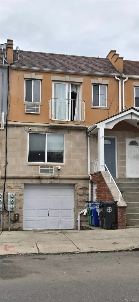 237 Cooper St, Brooklyn, NY 11207