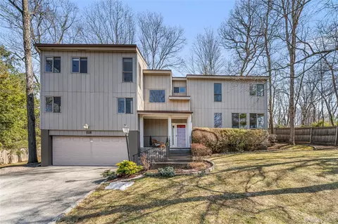 111 Ridge Rd, Greenburgh, NY 10502