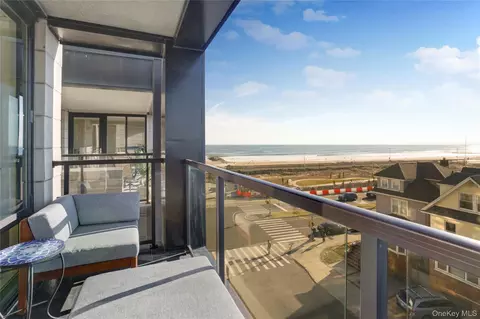 91-16 Shore Front Pkwy #5D, Far Rockaway, NY 11693