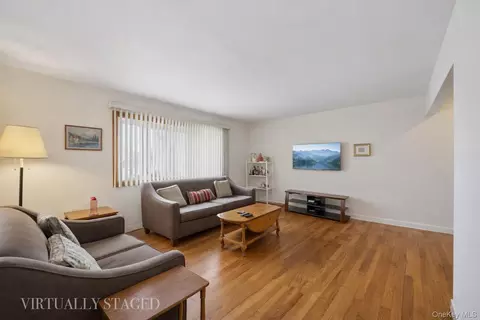 Living - 108 Lee Ave, Babylon, NY 11702 photo 2 of 4