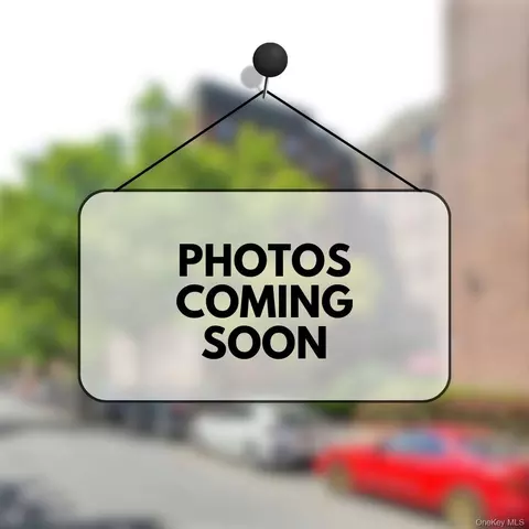 93 Lloyd Ave, North Babylon, NY 11703