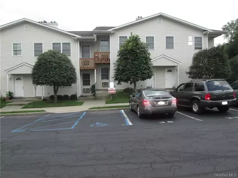 75 Pipetown Hill Rd, Clarkstown, NY 10954