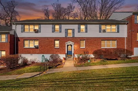 39 Columbus Ave #1A, Harrison, NY 10604