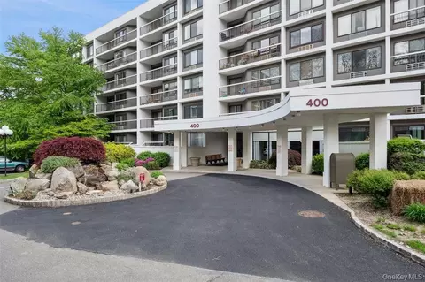 400 High Point Dr #204, Greenburgh, NY 10530