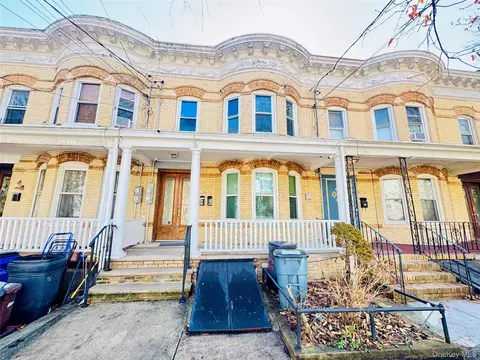 76-18 85th Rd, New York, NY 11421