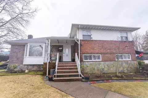 86-34 Francis Lewis Blvd, New York, NY 11432