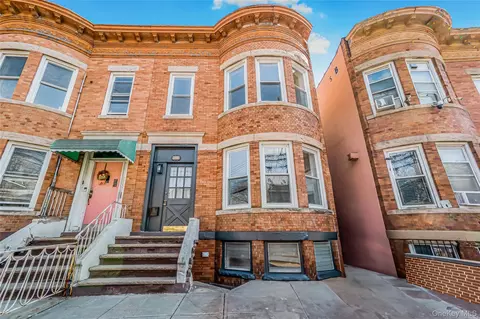 9011 77th St, New York, NY 11421