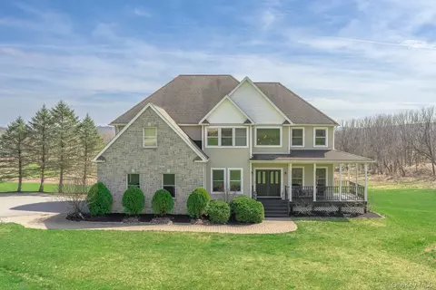 67 Liberty Corners Rd, Pine Island, NY 10969