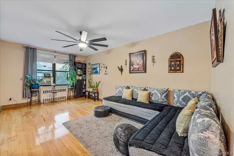 8709 34th Ave #4J, Jackson Heights, NY 11372