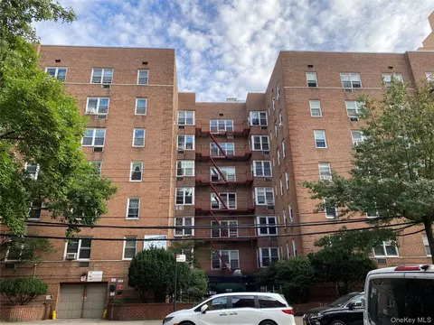 14340 41st Ave #6F, New York, NY 11355