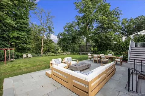 Exterior - 5 Trails End, Rye, NY 10580 photo 2 of 3