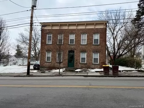 218 Partition St, Saugerties, NY 12477
