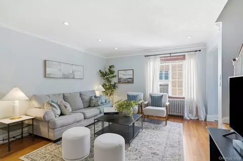 20 N Broadway #K351, White Plains, NY 10601