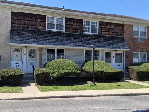 5219 Wilshire #5219, Oakdale, NY 11769