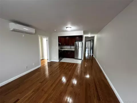 7026 Queens Blvd #2A, New York, NY 11377