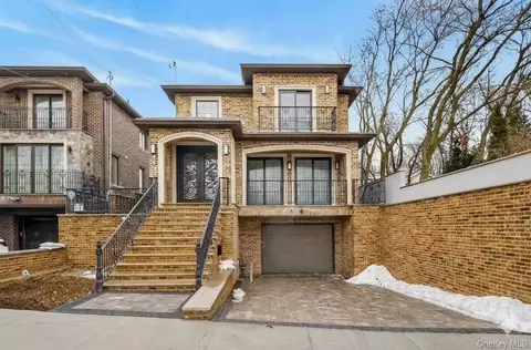 14-09 133rd Pl, College Point, NY 11356