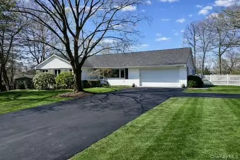 7 Starhaven Ave, Middletown, NY 10940