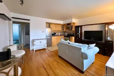 Other - 193-02 39 Ave #1, Flushing, NY 11358 photo 2 of 5