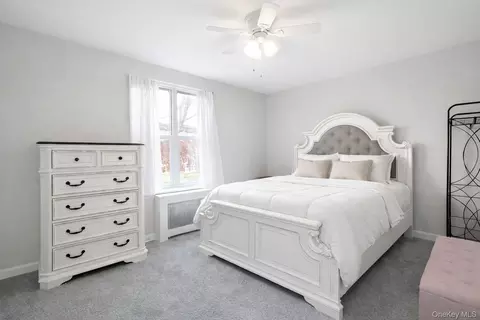 Bedroom - 193-02 39 Ave #1, Flushing, NY 11358 photo 1 of 3