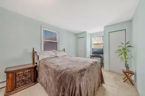 Bedroom - 47 Thorburn Ave, Patchogue, NY 11772 photo 2 of 3