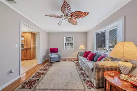Living - 47 Thorburn Ave, Patchogue, NY 11772 photo 2 of 2