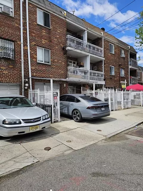 5824 Van Cleef St, Corona, NY 11368