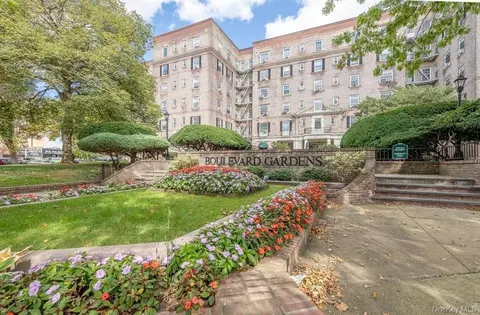 3069 Hobart St #B3K, Woodside, NY 11377