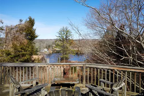 23 Bouton St, Lewisboro, NY 10590
