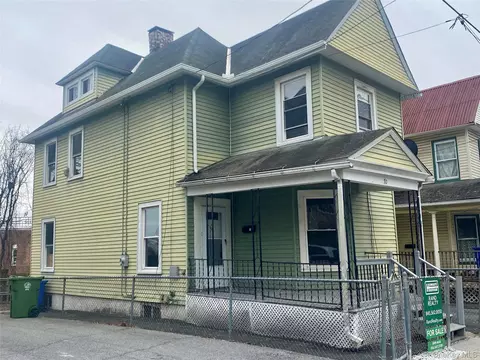 70 Linden Ave, Middletown, NY 10940