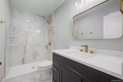 Bath - 93 York Rd S, Wallkill, NY 12721 photo 2 of 5