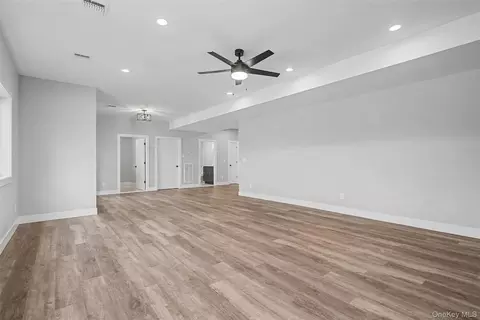 Living - 93 York Rd S, Wallkill, NY 12721 photo 8 of 8