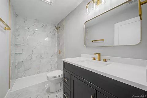 Bath - 93 York Rd S, Wallkill, NY 12721 photo 1 of 5