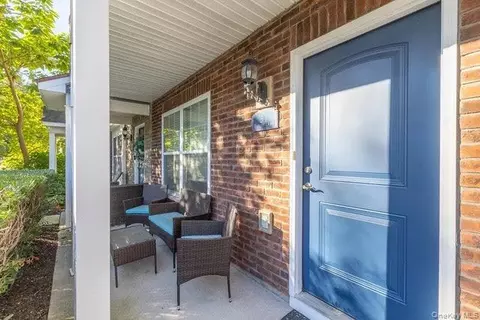 Exterior - 31 Barley Ln, Patchogue, NY 11772 photo 3 of 4