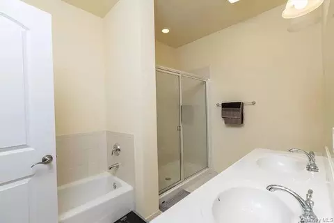 Bath - 31 Barley Ln, Patchogue, NY 11772 photo 1 of 2