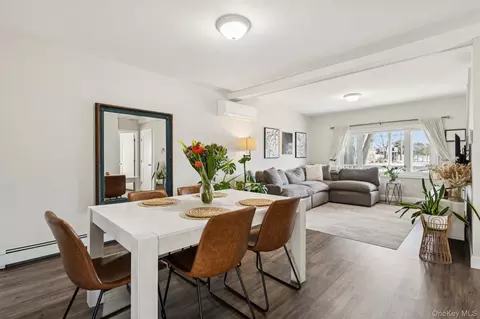Dining - 72 Waverly Ave, Patchogue, NY 11772 photo 2 of 3