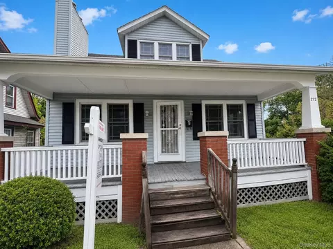 272 Van Ness St, Newburgh, NY 12550