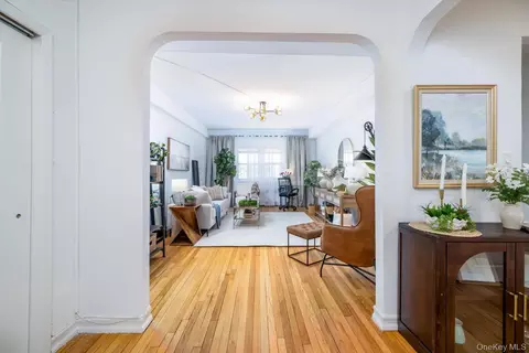 518 Beach 139th St #B6, New York, NY 11694