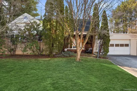 6 Darling Ave, New Rochelle, NY 10804