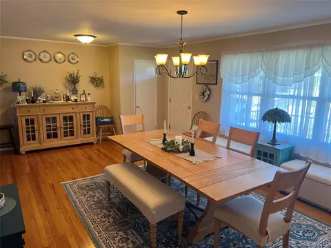 Dining - 7 Pulaski Rd #7, Fishkill, NY 12524 photo 1 of 4