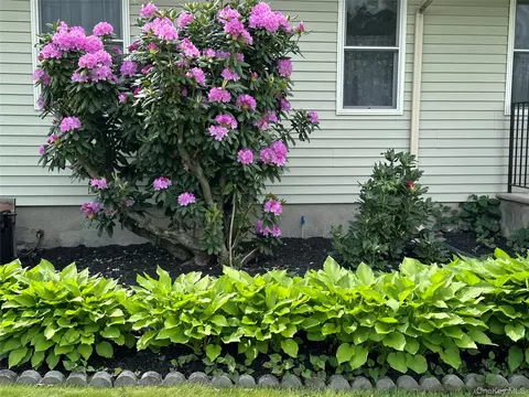 Exterior - 7 Pulaski Rd #7, Fishkill, NY 12524 photo 7 of 17