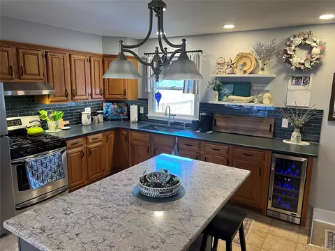 Kitchen - 7 Pulaski Rd #7, Fishkill, NY 12524 photo 1 of 1