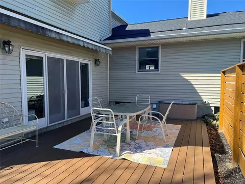 Exterior - 7 Pulaski Rd #7, Fishkill, NY 12524 photo 2 of 17