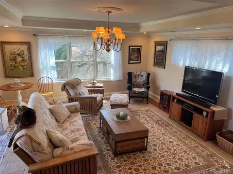 Living - 7 Pulaski Rd #7, Fishkill, NY 12524 photo 1 of 1