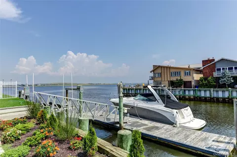 Other - 609 E Bay Dr, Long Beach, NY 11561 photo 3 of 4