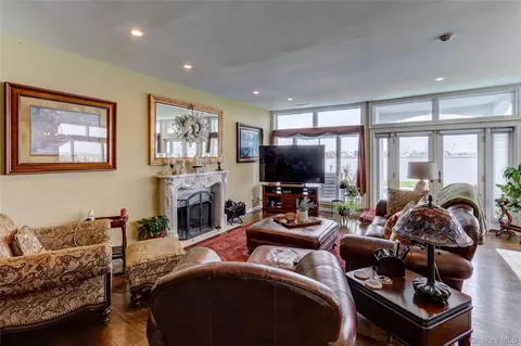 Living - 609 E Bay Dr, Long Beach, NY 11561 photo 1 of 3