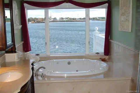 Bath - 609 E Bay Dr, Long Beach, NY 11561 photo 1 of 1