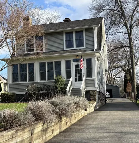 148 E Washington Ave, Orangetown, NY 10965