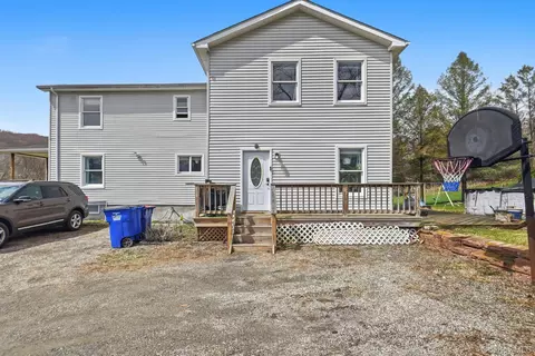 41 Beilke Rd, North East, NY 12546