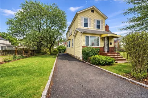 28 Glen Rd, Yonkers, NY 10704